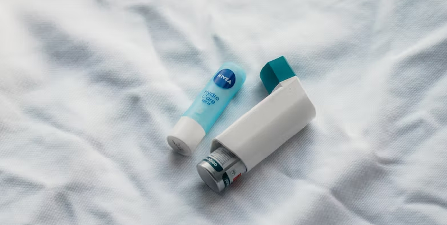 Zbyt niski poziom witaminy D pogarsza przebieg astmy